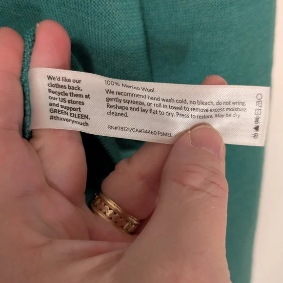 Eileen Fisher 100% Merino Wool Teal V‑Neck Knit Top - Picture 4 of 7